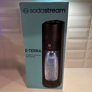 SodaStream E-Terra Automatic Sparkling Water Maker - Black NEW
